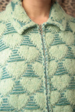 Carica l&#39;immagine nel visualizzatore di Gallery, Giacca in maglia a cuori jacquard