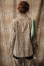 Carica l&#39;immagine nel visualizzatore di Gallery, Camicia in velluto stampato animalier